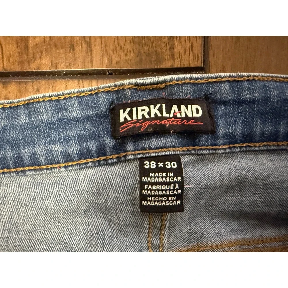 Kirkland Signature Mens Blue Straight Leg Jeans 38x30 Medium Wash Denim Pants